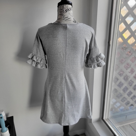 Gray Ruffle Sleeve Knit Dress - Picture 5 of 14